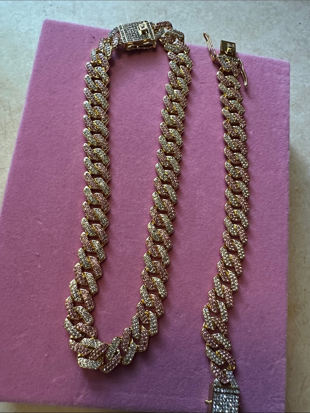 Goldtone and Pink Cuban Link Chain Necklace & bracelet set with  Pavé Crystals . - Picture 4 of 6